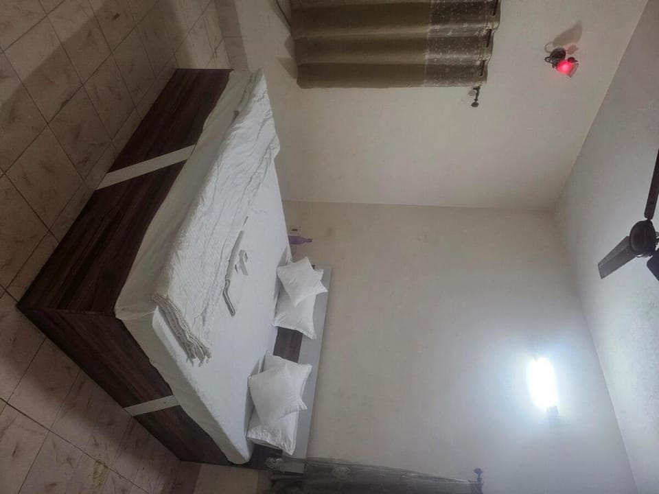 Luxe Bunglow Villa in Kolkata