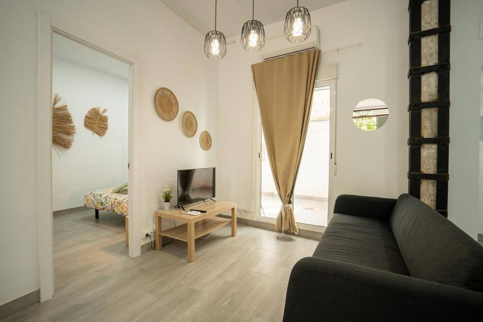 TV and multimedia, Living room, Seating area