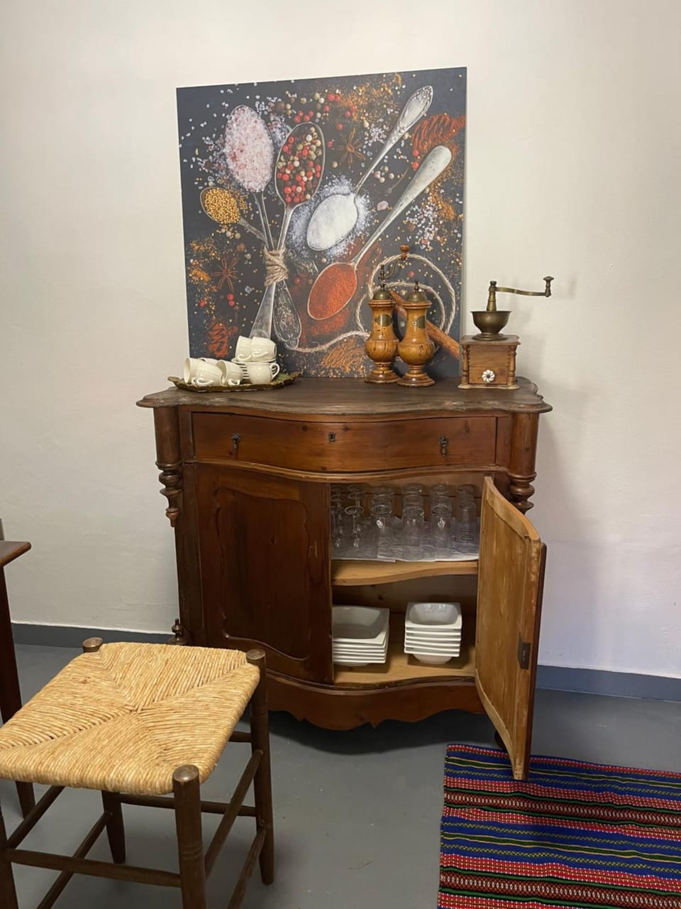 Kitchen or kitchenette