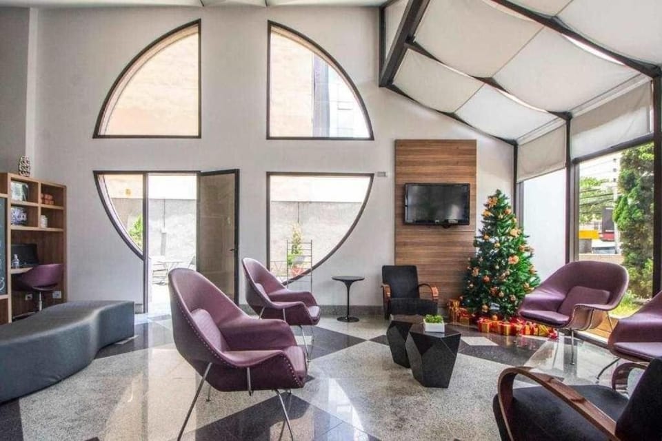 Apartamento perto da Paulista I Saint Lawrence Flat I Metrô Paraíso Apartment in Sao Paulo City