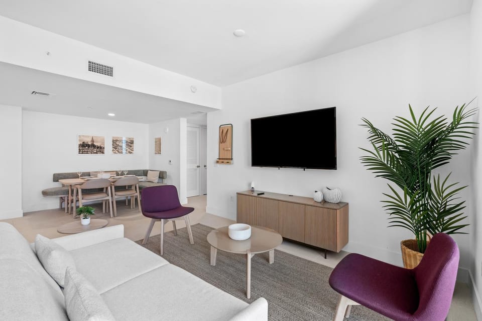 Luxury 2-Bdrm Condo in the Heart of Downtown Miami Apartment in Miami