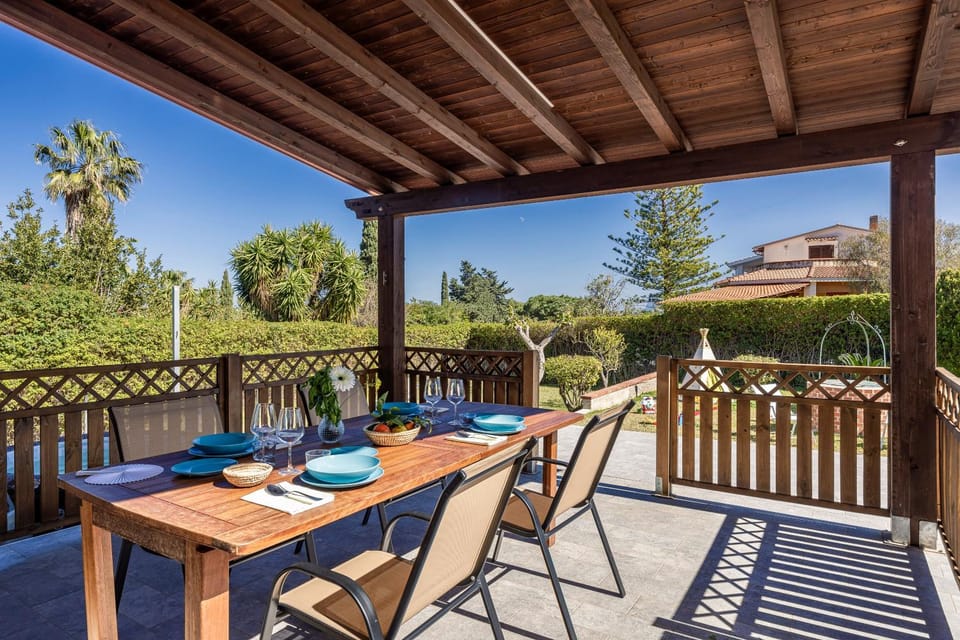 Balcony/Terrace, Dining area, Garden view