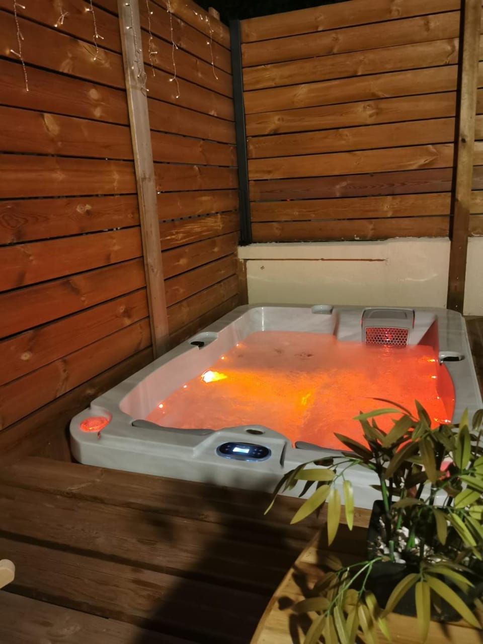 Hot Tub, Open Air Bath