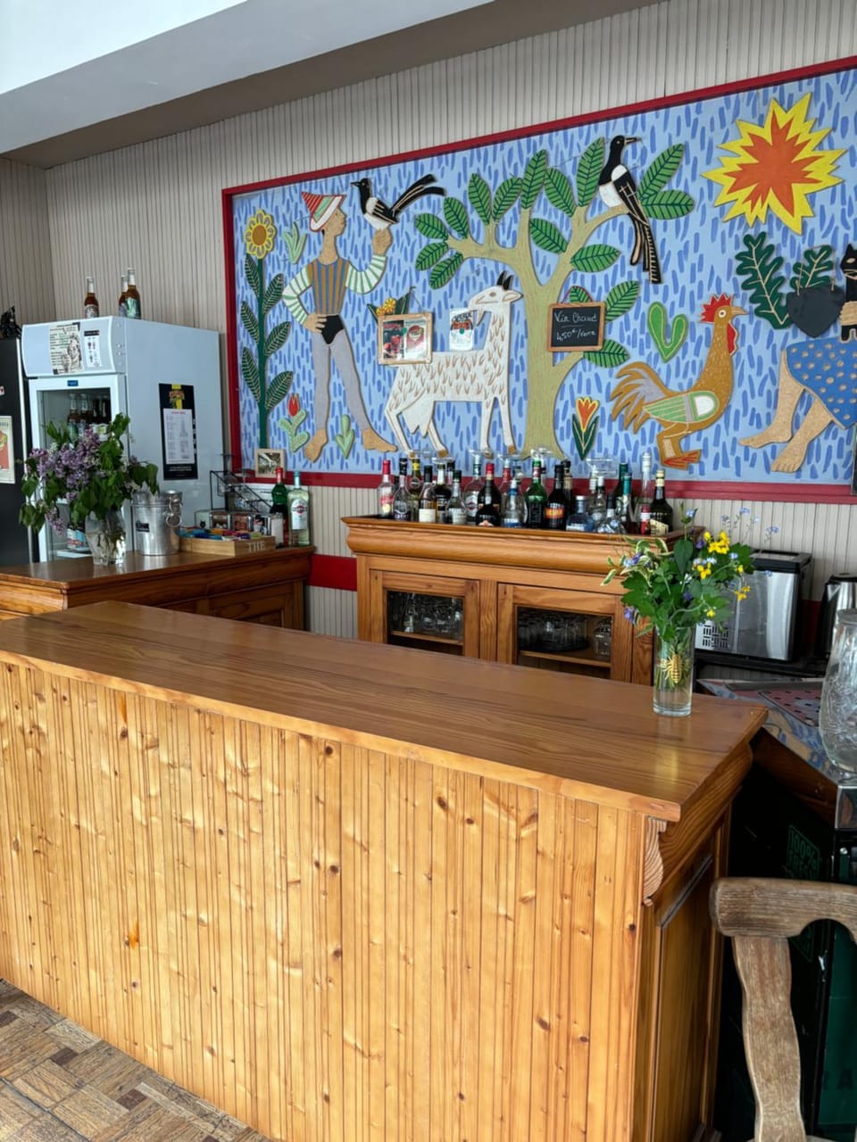 Lounge or bar