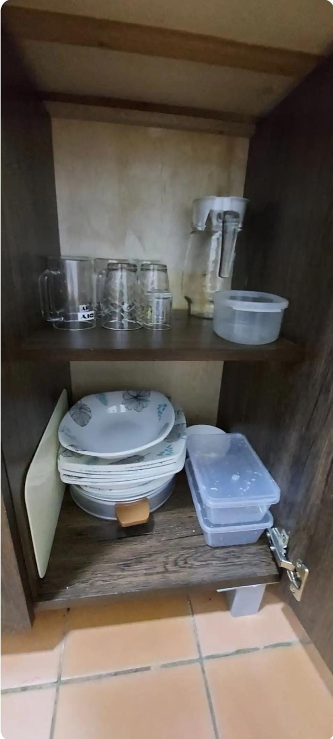 KK Minimalist Budget 2 Bedroom Appt f 6 free park Apartment in Kota Kinabalu