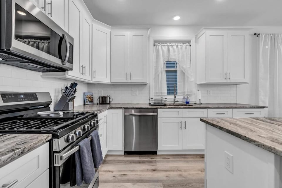 Welcome to Sunny Sands Retreat! House in Seaside Heights