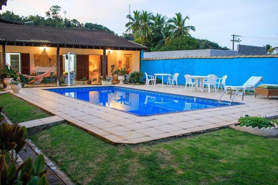 Property building, Patio, Day, Garden, Garden view, Pool view, Swimming pool, sunbed
