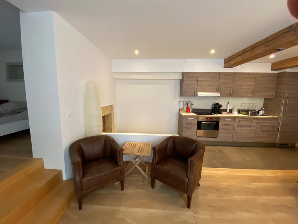 Au Cèdre Apartment in Neuchâtel, Switzerland