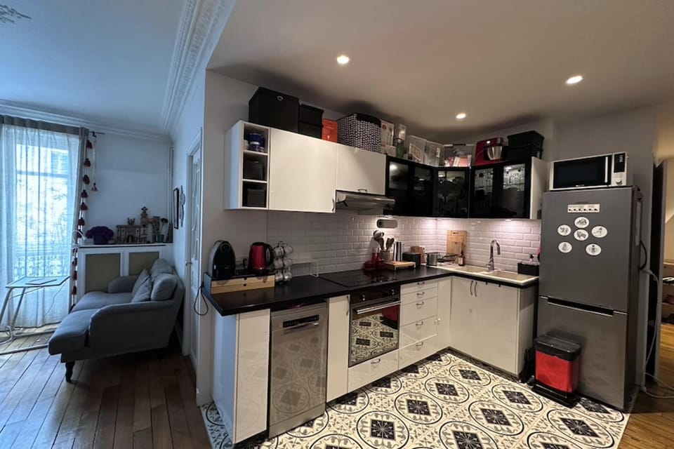 Spacious T2 - near Place de la Nation Apartment in Paris