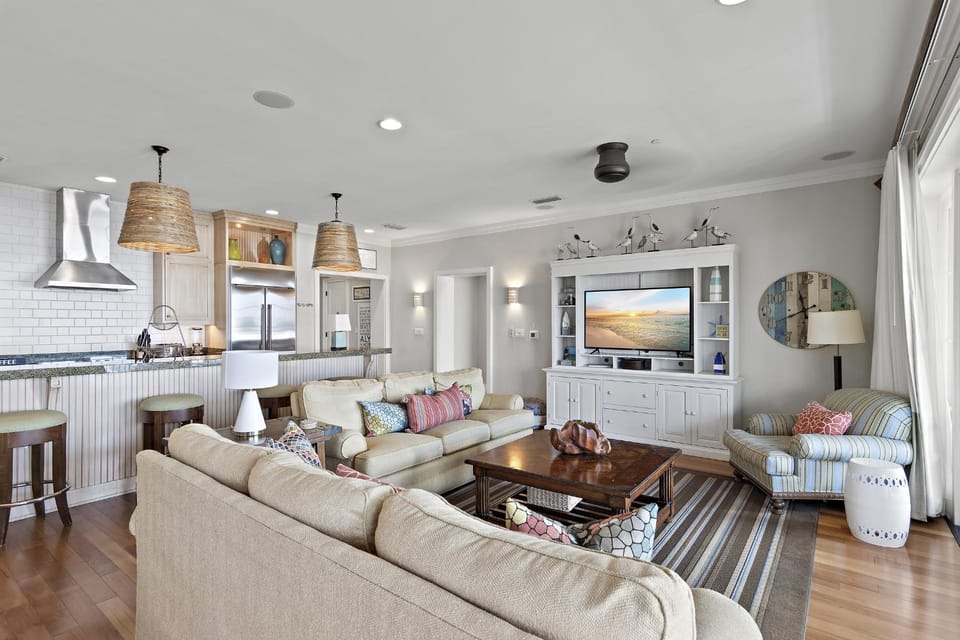 WaterHouse 402 House in Seacrest