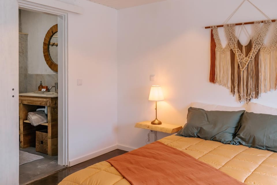 Bathroom, Bedroom