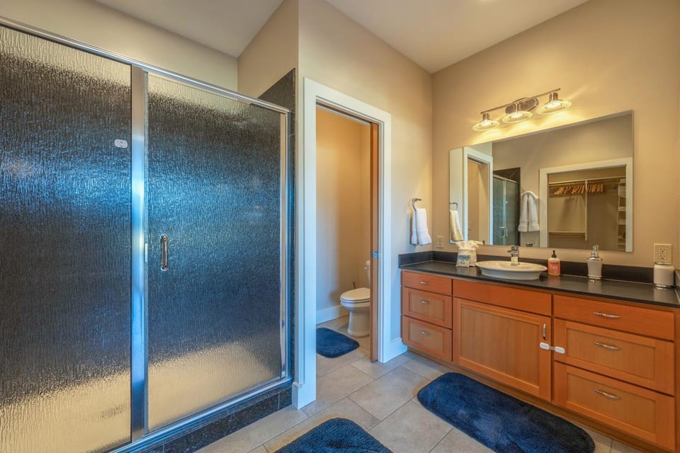 Bluff View 30 Day House in Hood River