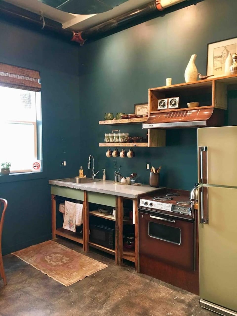 Kitchen or kitchenette, oven, stove