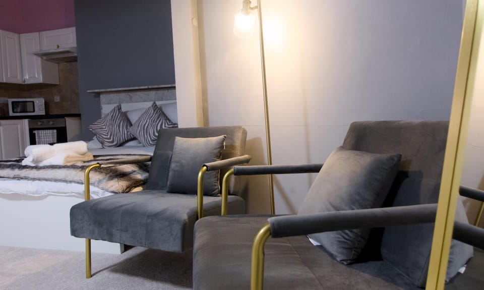 Studio Apartment - The Pearl Apartment in Cheltenham