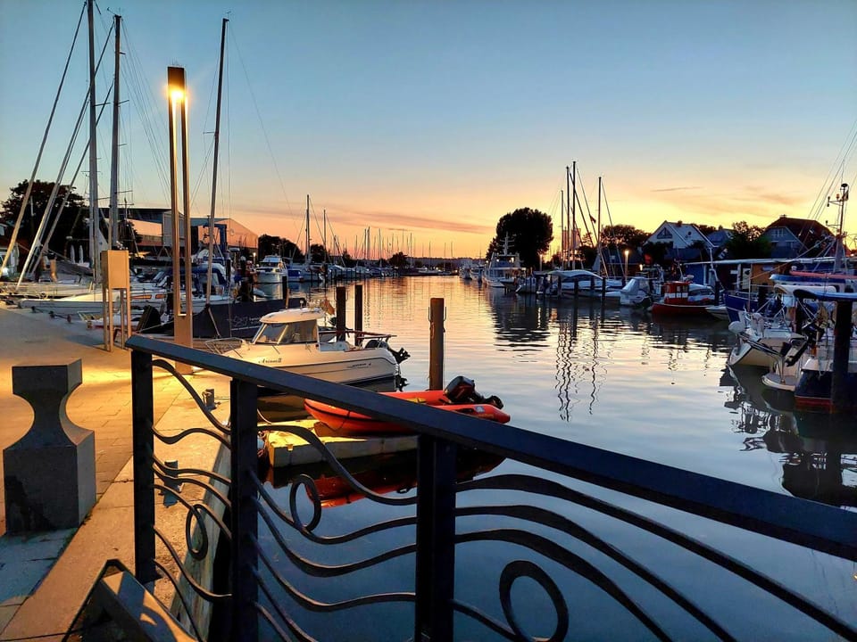 Nearby landmark, Sunset