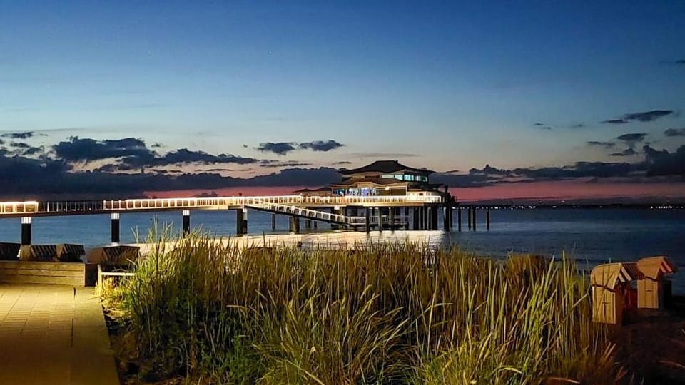 Nearby landmark, Natural landscape, Sunset