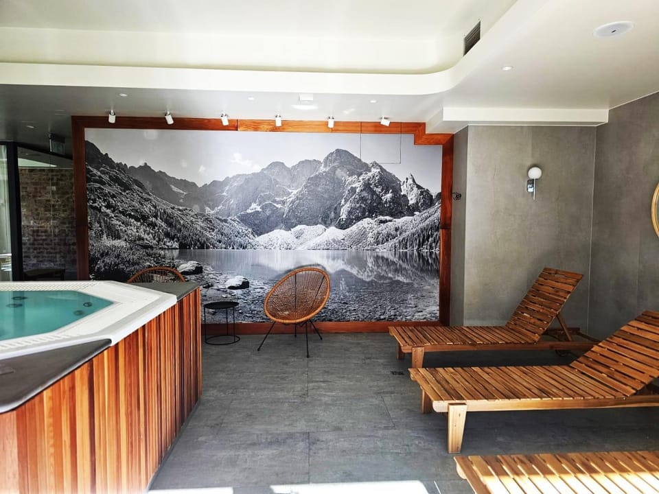 Hot Tub