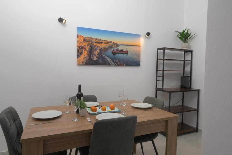 Stylish Valletta 1 bedroom Penthouse with Terrace in the centre with Views Apartment in Valletta