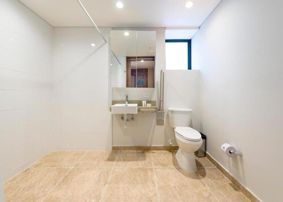 Shower, Toilet, Bathroom