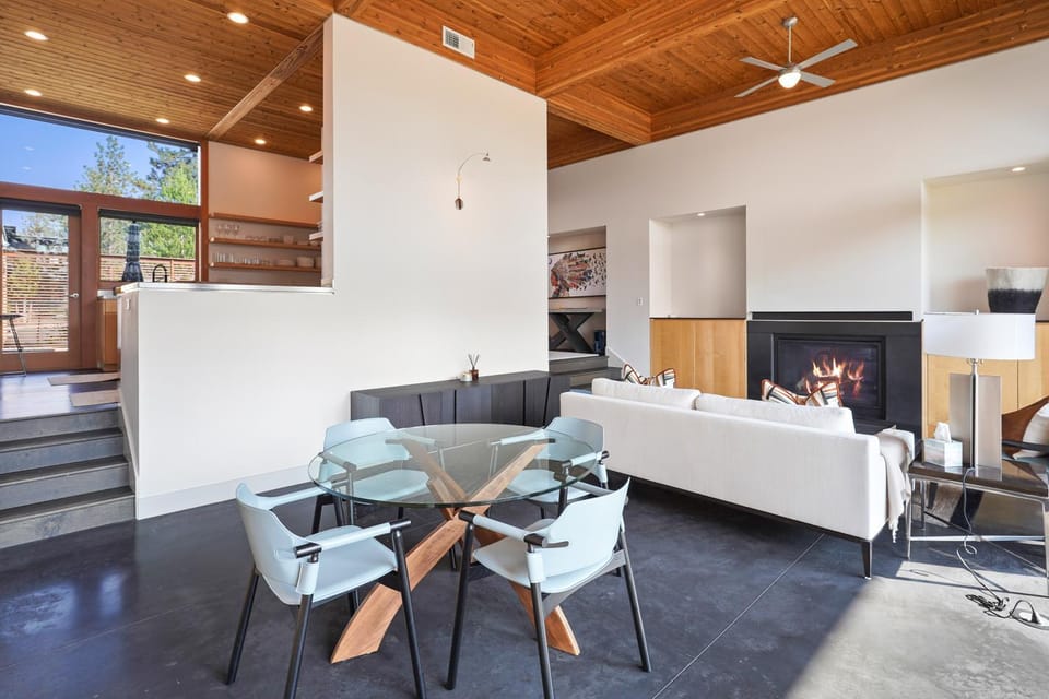 Reserve Camp 25 30 Day Minimum House in Bend