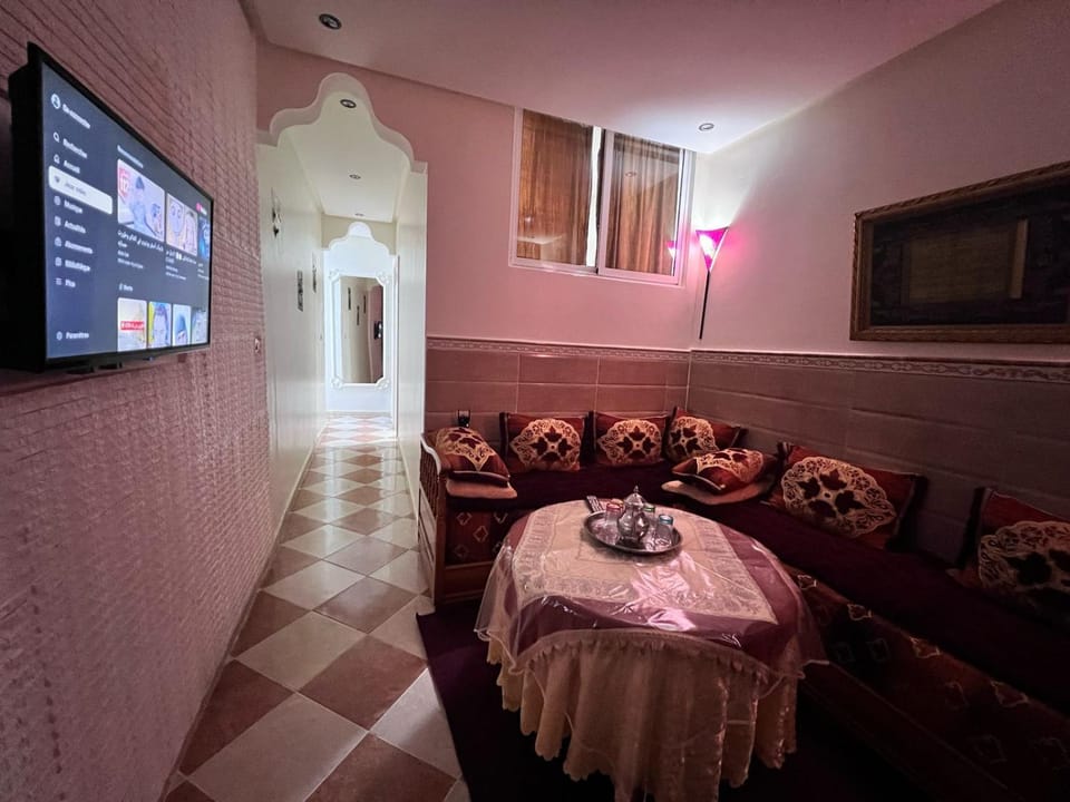 Communal lounge/ TV room, Living room