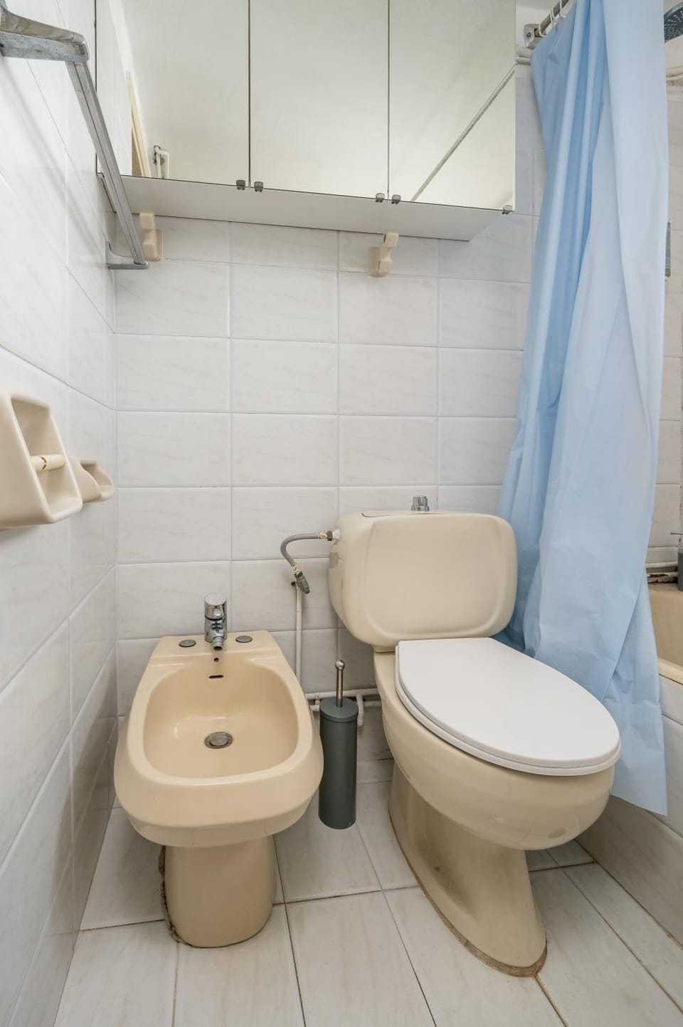 Shower, Bathroom, bidet