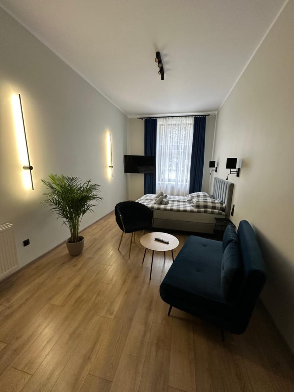 TV and multimedia, Seating area