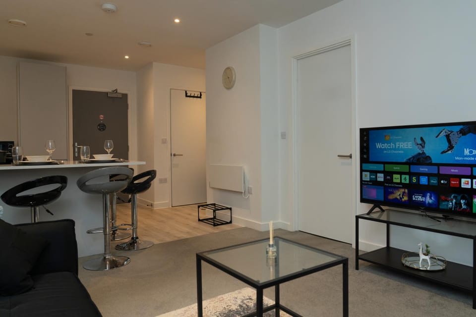 TV and multimedia, Dining area