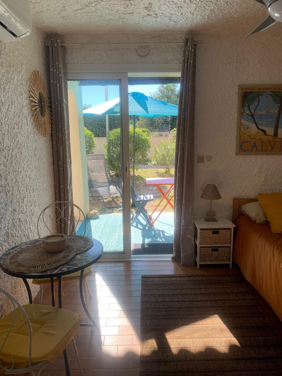 Patio, sunbed