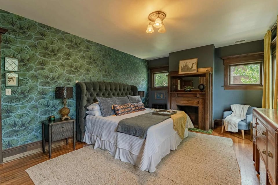 Akrons Werner House Historic 4 Bedroom Luxury House in Akron