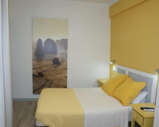 Hostal Puerto Beach Bed and Breakfast in Costa Tropical