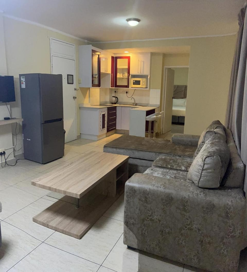 Oceanic 108 Apartment in Durban