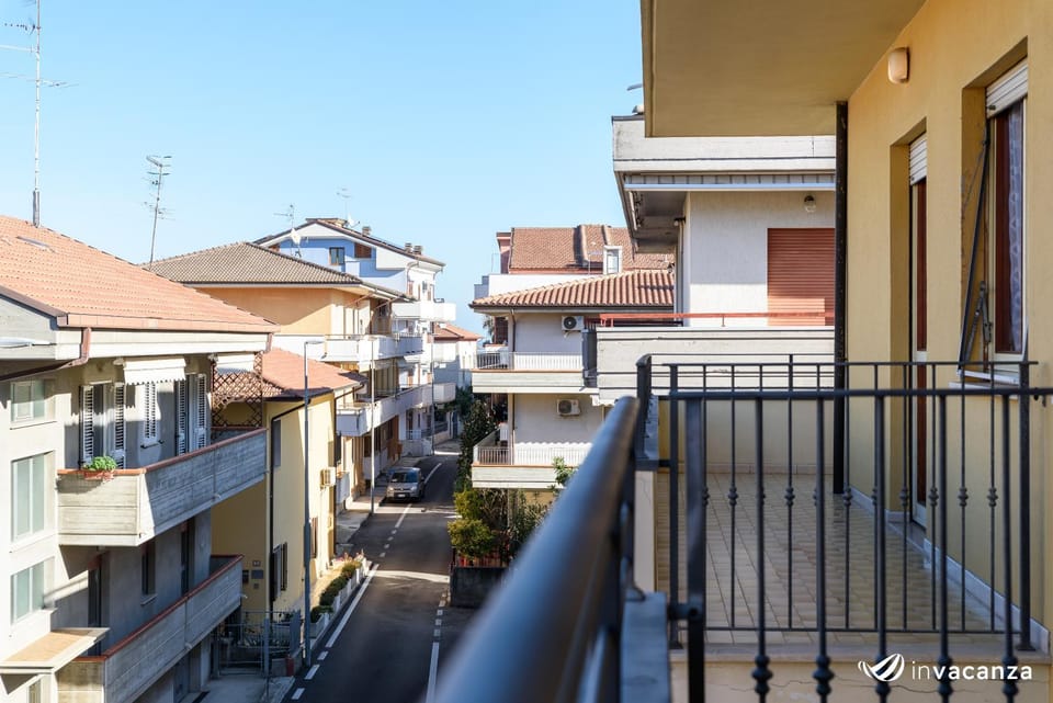 View (from property/room), Balcony/Terrace