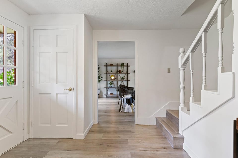 Serenity on 6th 30 Day Minimum House in Bend