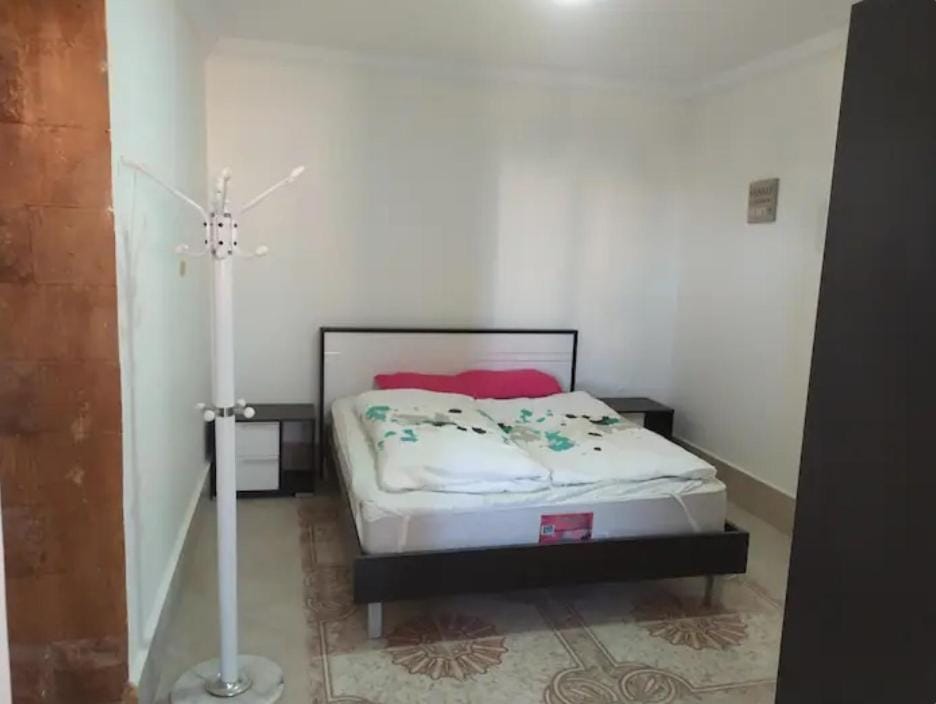 One bedroom flat with large terrace in a villa with swimming pool Apartment in Hurghada