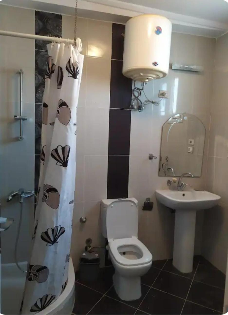 One bedroom flat with large terrace in a villa with swimming pool Apartment in Hurghada