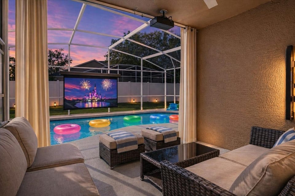 Patio, Swimming pool, Swimming pool