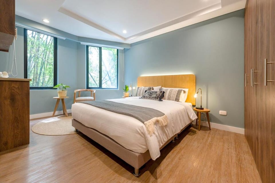 Bed, Photo of the whole room, Bedroom, wardrobe, kitchen