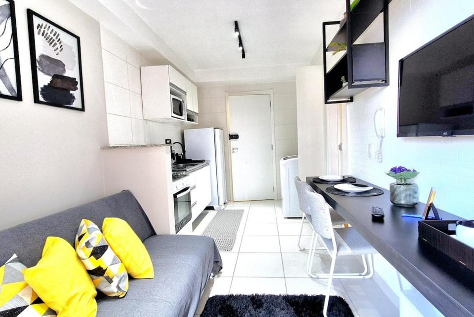 CT183 - Espaço Estiloso Próximo à Estação da CTPM Apartment in Sao Paulo City