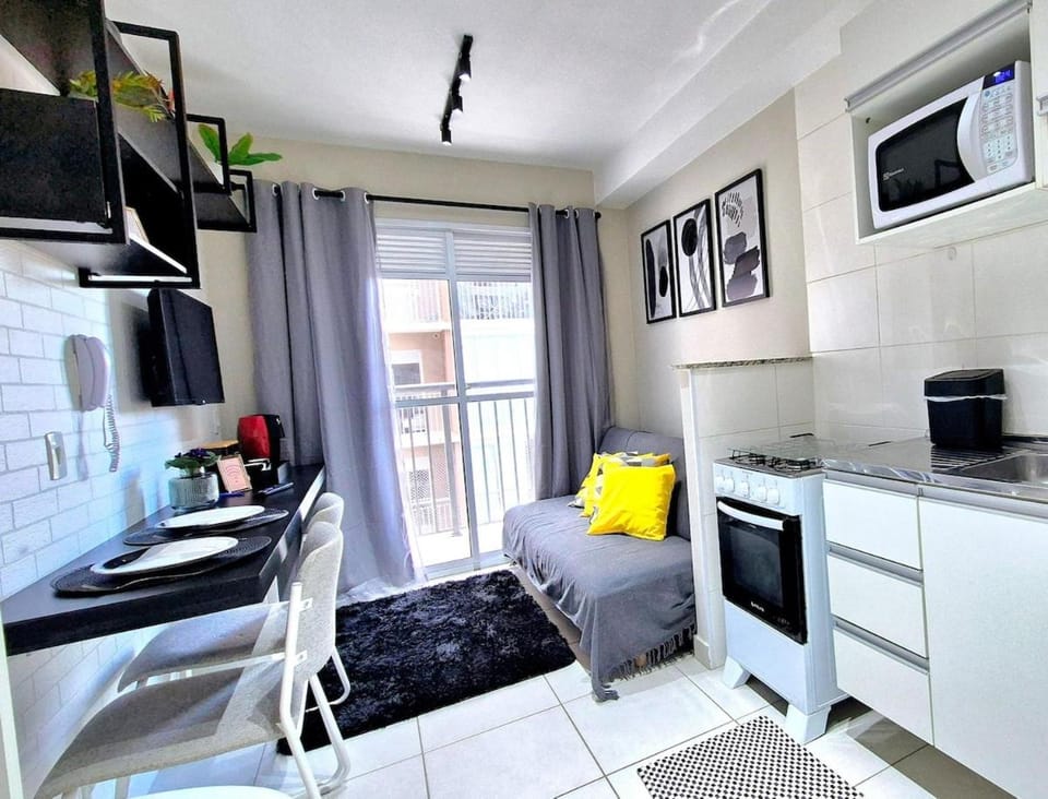 CT183 - Espaço Estiloso Próximo à Estação da CTPM Apartment in Sao Paulo City