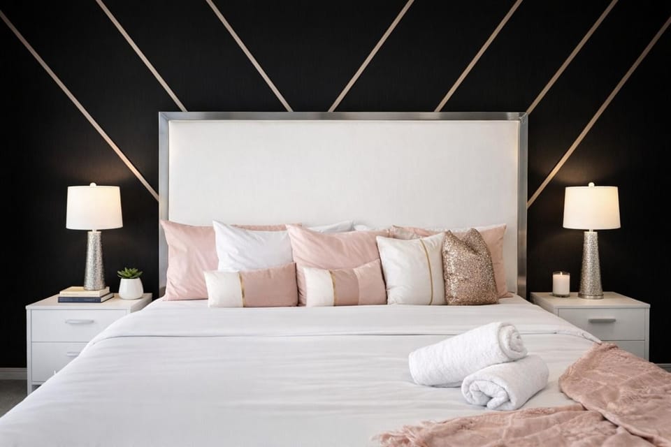 Bed, Bedroom