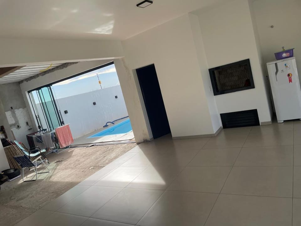 Casa com piscina para a Expo direto House in State of Santa Catarina