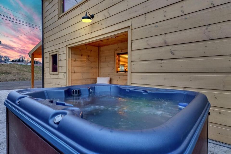 Natural landscape, Hot Tub, Hot Tub, Sunrise, Sunset
