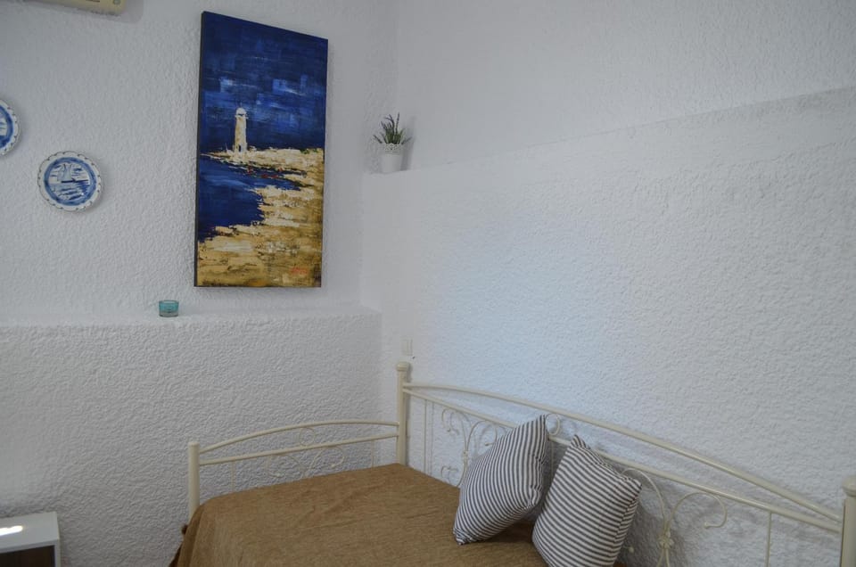 Rania Bella Vista Studios Apartment in Poros