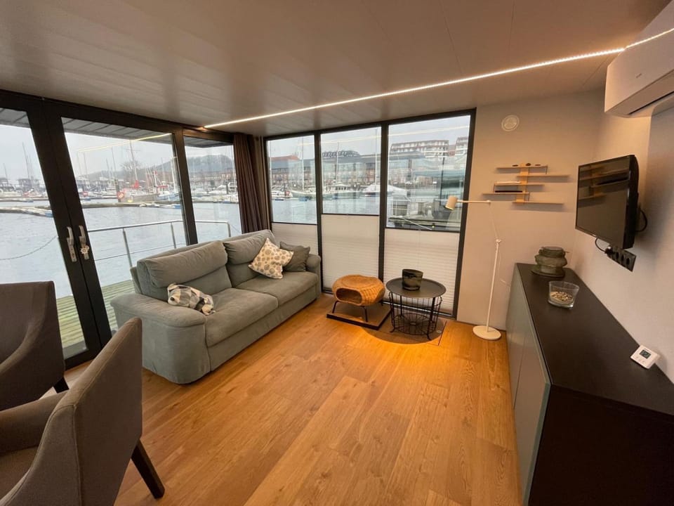 Hausboot Fjord MobyDick in Flensburg mit Dachterrasse House in Flensburg