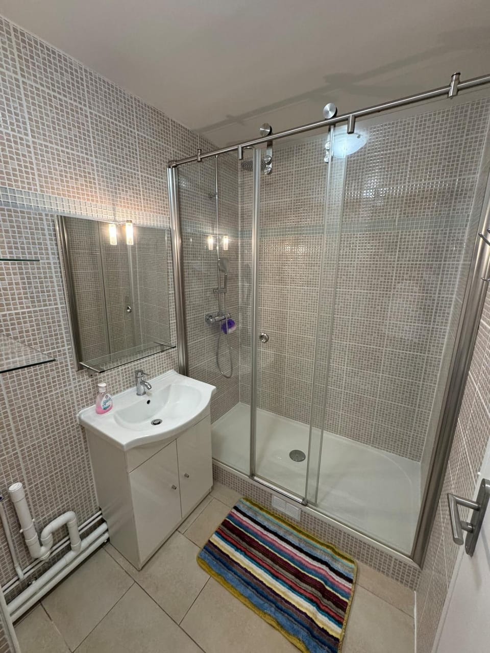 Quiet apartment near metro Apartment in Pantin