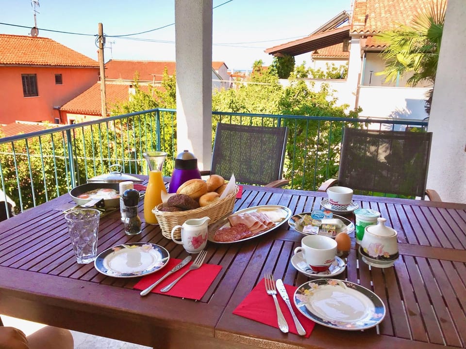 Breakfast