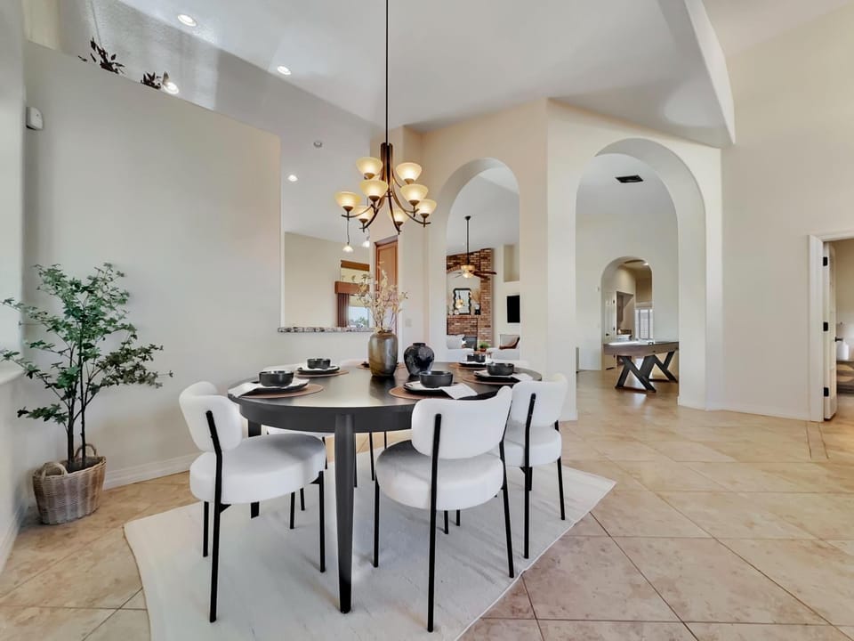 Oleander Chandler/Ocotillo House in Chandler