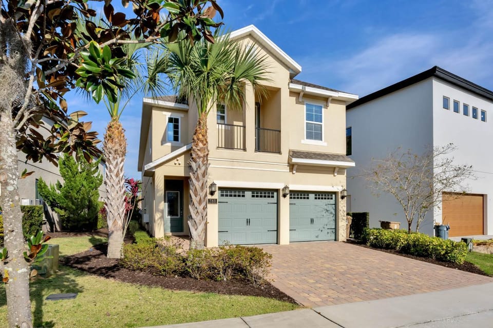 RD785M Fairway Starlight House in Four Corners