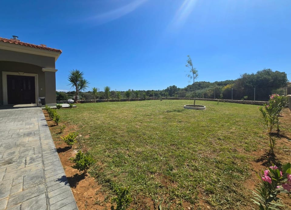 Villa Melina - 4 Bedrooms, Sleeps 10 Villa in Cephalonia